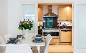 Welcomestay Vauxhall St Georges Wharf 2 Bedroom Apartment
